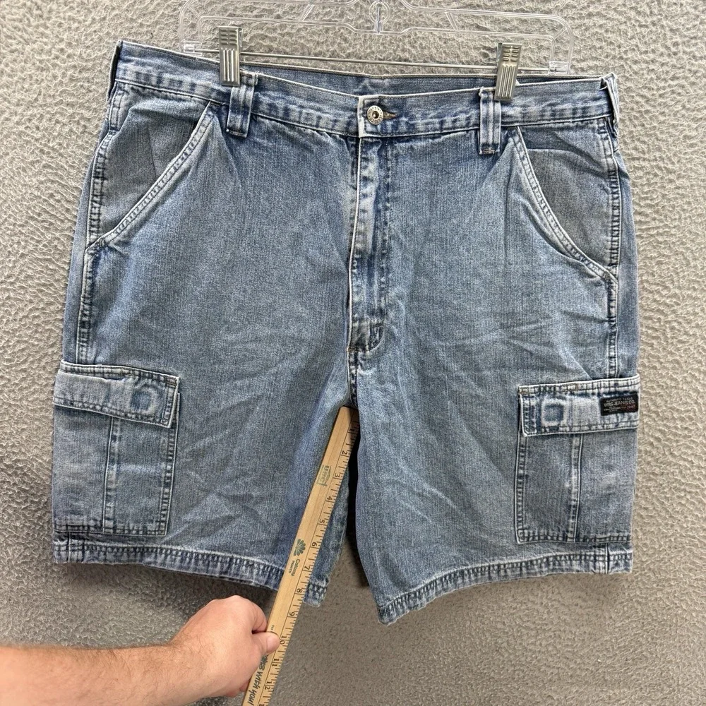 Vintage Wrangler‎ Shorts Mens 36 Blue Denim Cargo Jorts Workwear Grunge Y2K